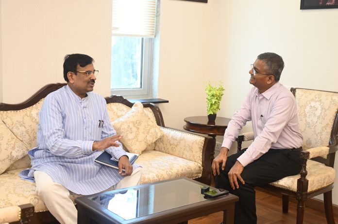 MLA Mungantiwar MLA Mungantiwar