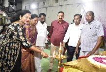 *सिने संगीत शौकीन मंच व करावोके कल्ब द्वारा स्व.आशाताई भोसले यांना संगीत कार्यक्रमाने श्रद्धांजली अर्पण*