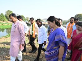 विधानसभेतील अर्धा तास चर्चेचा परिणाम : पर्यावरण मंत्री पंकजा मुंडे यांनी झरपट नदीची केली पाहणी नदी पुनर्जीवन प्राधिकरणाच्या पहिल्या टप्प्यात झरपट व इरई या दोन्ही नद्यांचा समावेश करणार