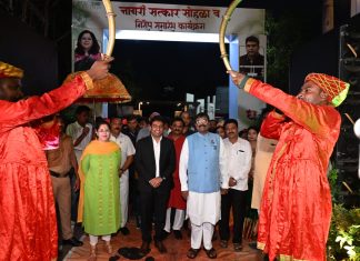 चंद्रपूरच्या प्रगतीचा पाया पारदर्शक आणि लोकाभिमुख प्रशासनामुळेच भक्कम आमदार श्री. सुधीर मुनगंटीवार यांनी व्यक्त केला विश्वास